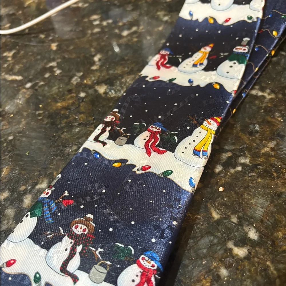 Hallmark Men’s Holiday Tie! Christmas